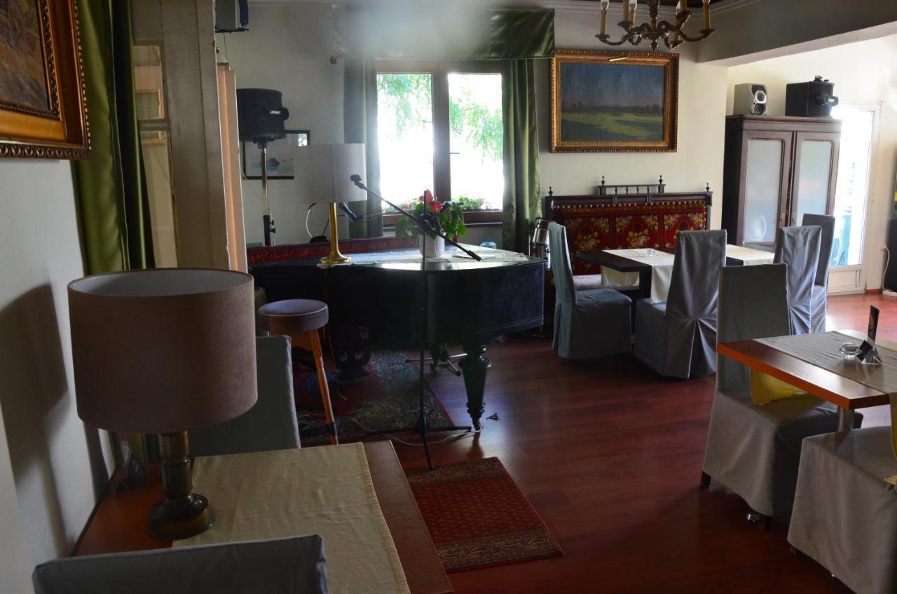 Hotel Viktória Balatonalmádi Zewnętrze zdjęcie
