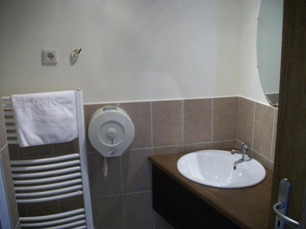 Hotel Viktória Balatonalmádi Pokój zdjęcie