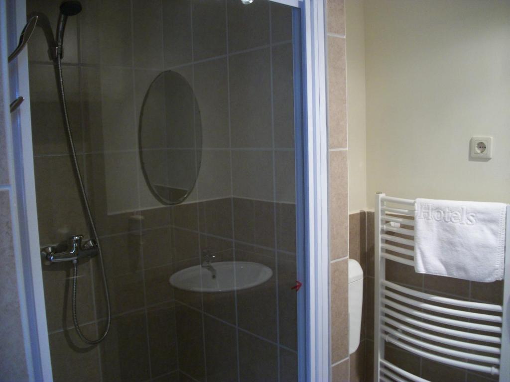 Hotel Viktória Balatonalmádi Pokój zdjęcie