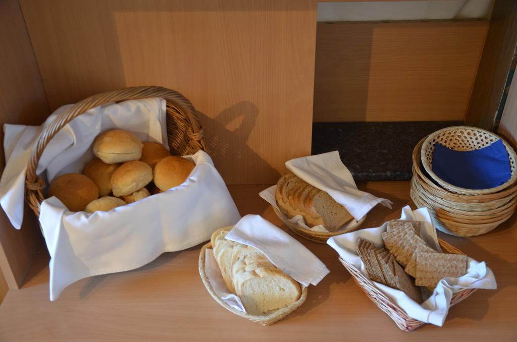 Hotel Viktória Balatonalmádi Zewnętrze zdjęcie